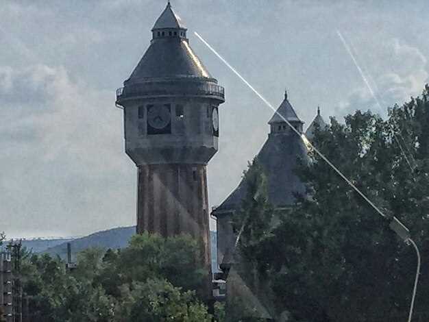 Откуда возникла идея и основные концепции Tower of Purgatory
