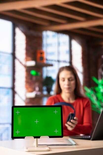Что касается специальных функций, то NVIDIA расширила поддержку DLSS 3, обеспечивающей значительный прирост кадров при низком лаге, а AMD внедрила FSR 3 с улучшенной масштабизацией и минимальной задержкой. Обе технологии позволяют играть в требовательные игры при высоких настройках без необходимости покупать сверхдорогие модели.