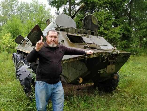 Использование маневров для обхода фронта противника и окружения